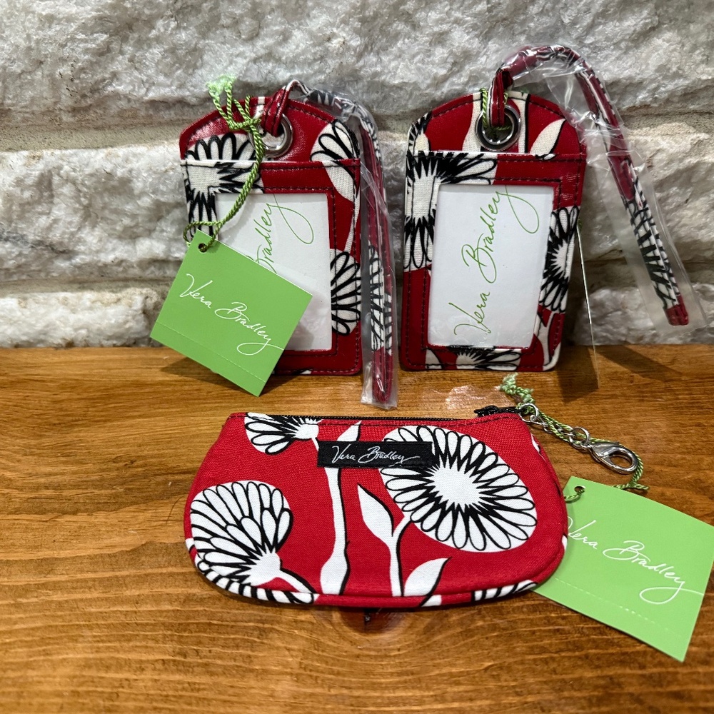 Lot of 3 Vera Bradley Deco Daisy, 2- Luggage Tags, 1 Clip Zip ID NEW WITH TAGS